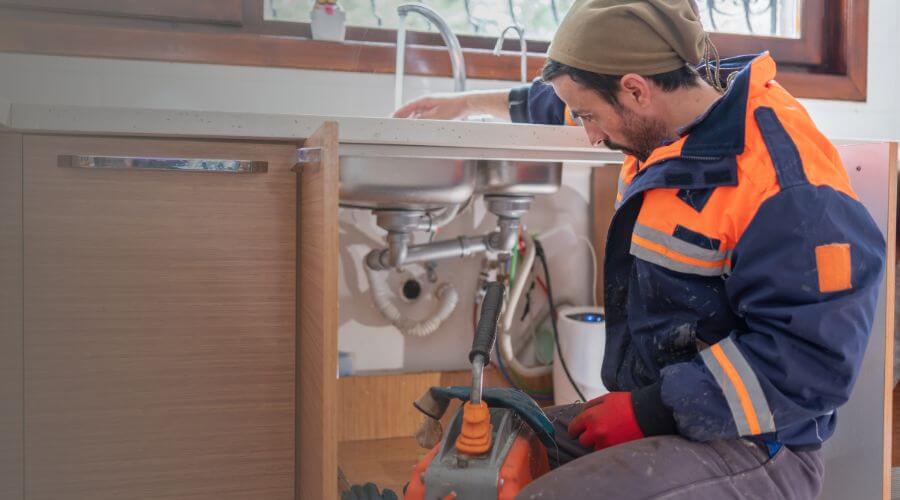 Local water heater installation in Highland, IL